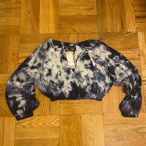 UO Tye Dye LS crop elastic top
